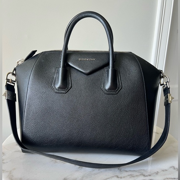 Givenchy Antigona medium textured-leather tote - Picture 1 of 13